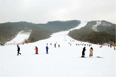【河南】堯山大峽谷滑雪、福泉溫泉二日游